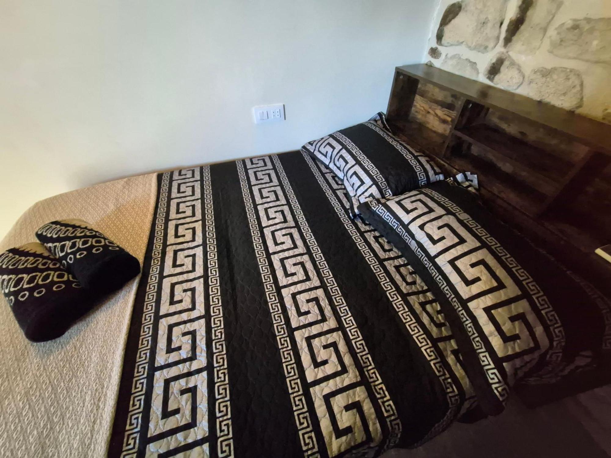 Grupo Garcia De Paredes Apartamentos Turisticos Trujillo Eksteriør billede