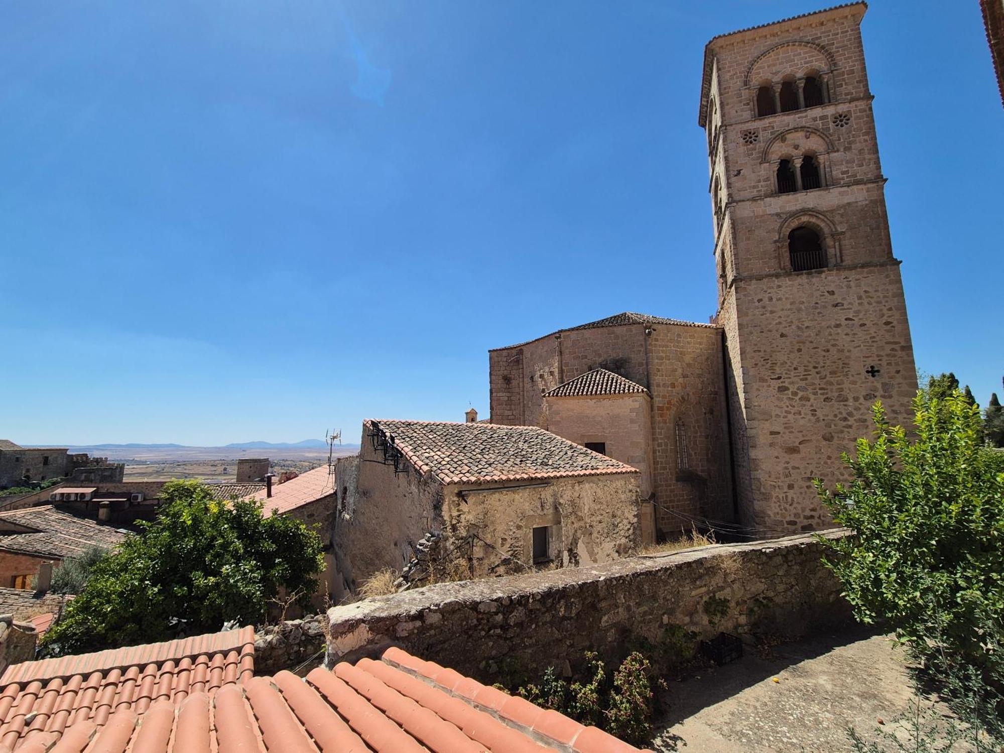 Grupo Garcia De Paredes Apartamentos Turisticos Trujillo Eksteriør billede