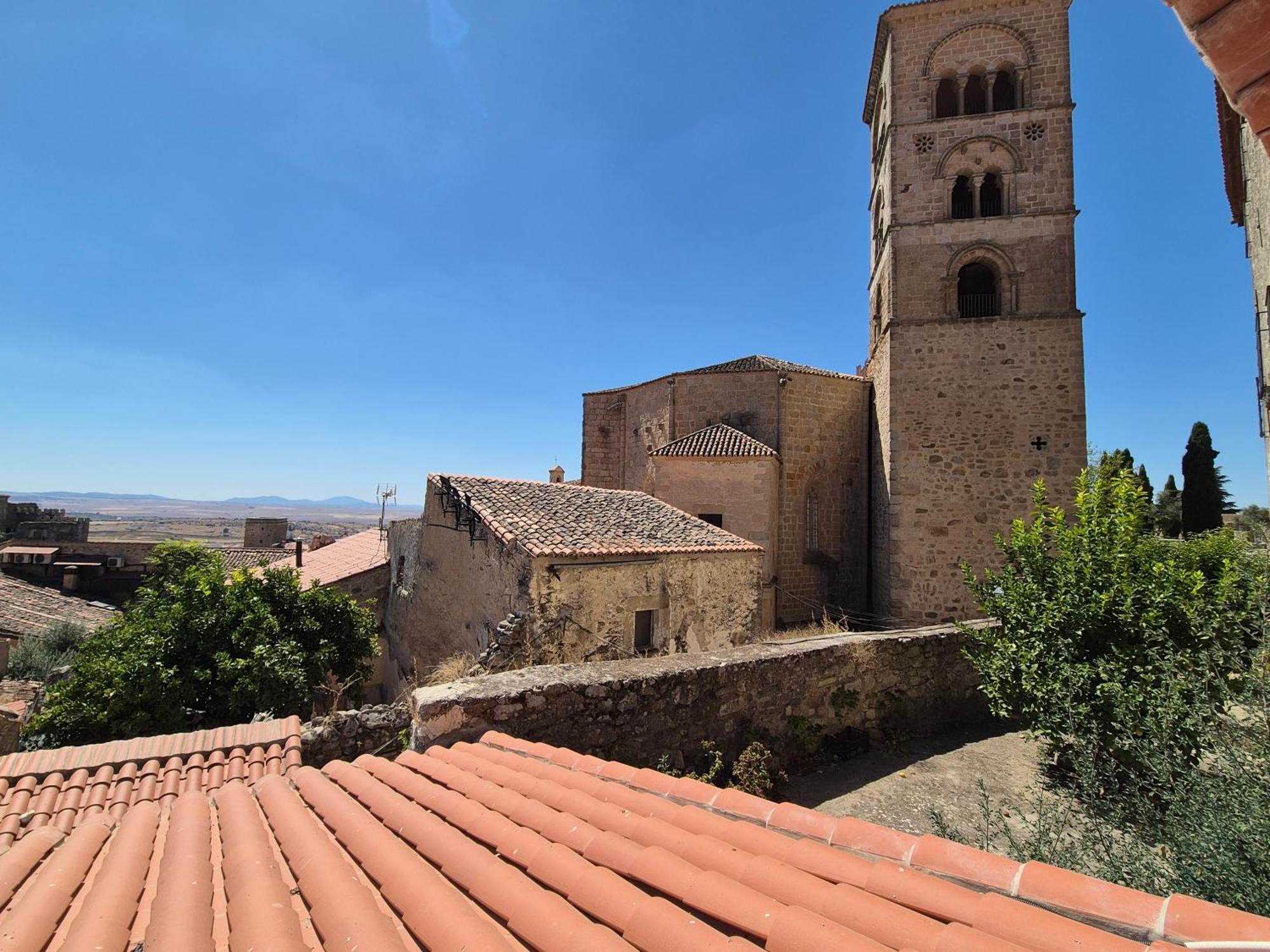 Grupo Garcia De Paredes Apartamentos Turisticos Trujillo Eksteriør billede
