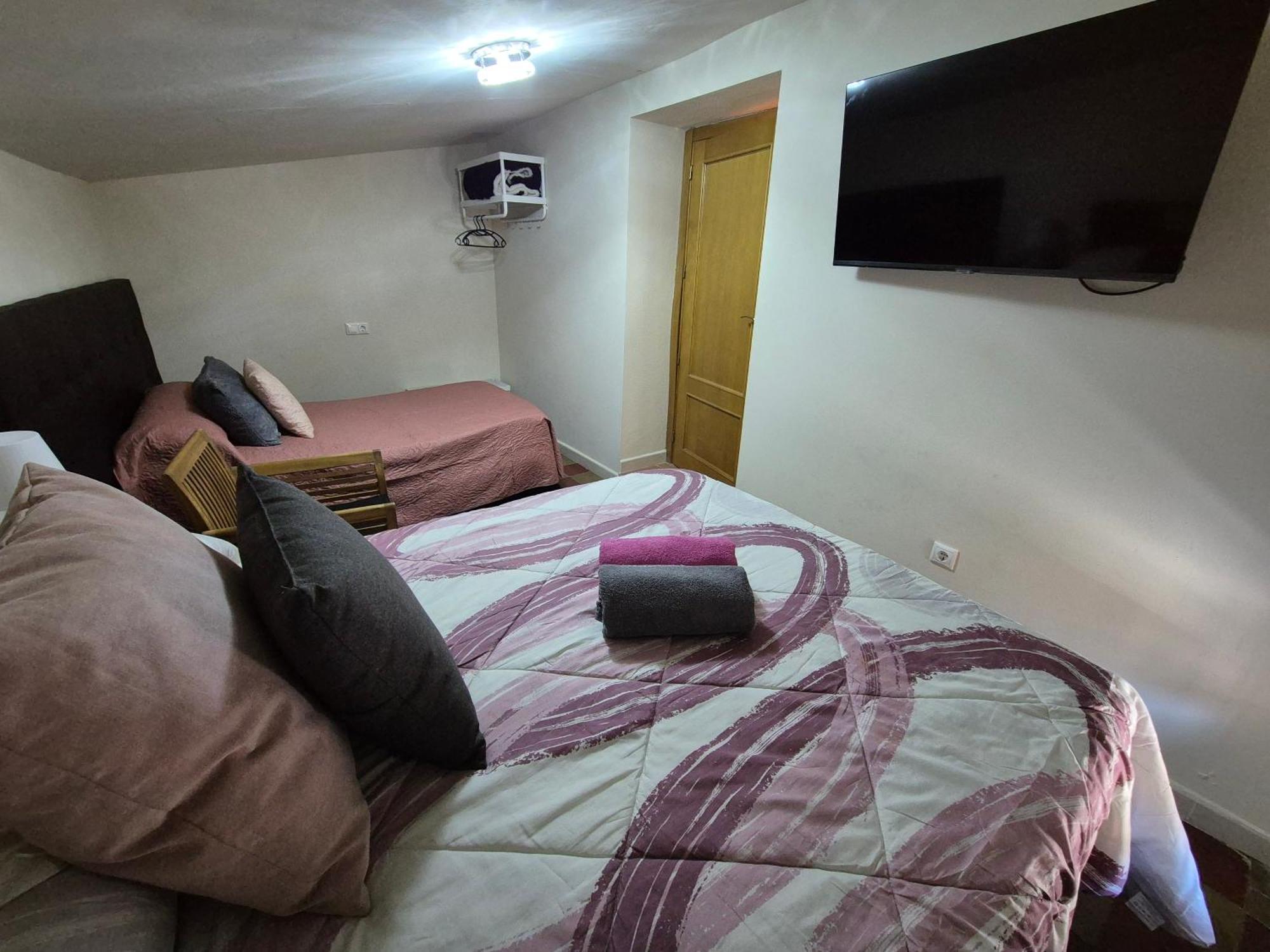 Grupo Garcia De Paredes Apartamentos Turisticos Trujillo Eksteriør billede