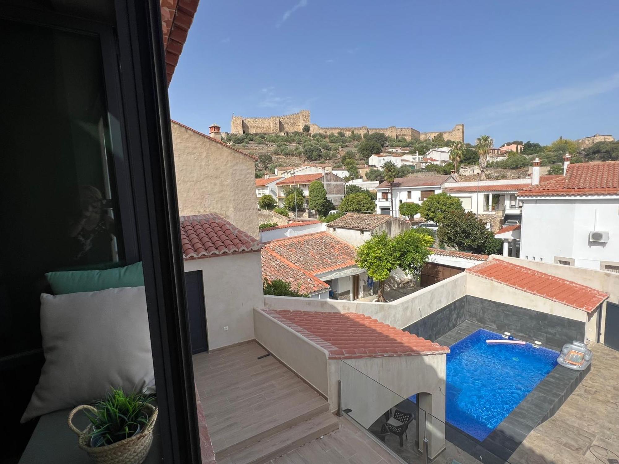 Grupo Garcia De Paredes Apartamentos Turisticos Trujillo Eksteriør billede
